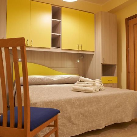 Rossano Stazione B&B Mary Grace מראה חיצוני תמונה