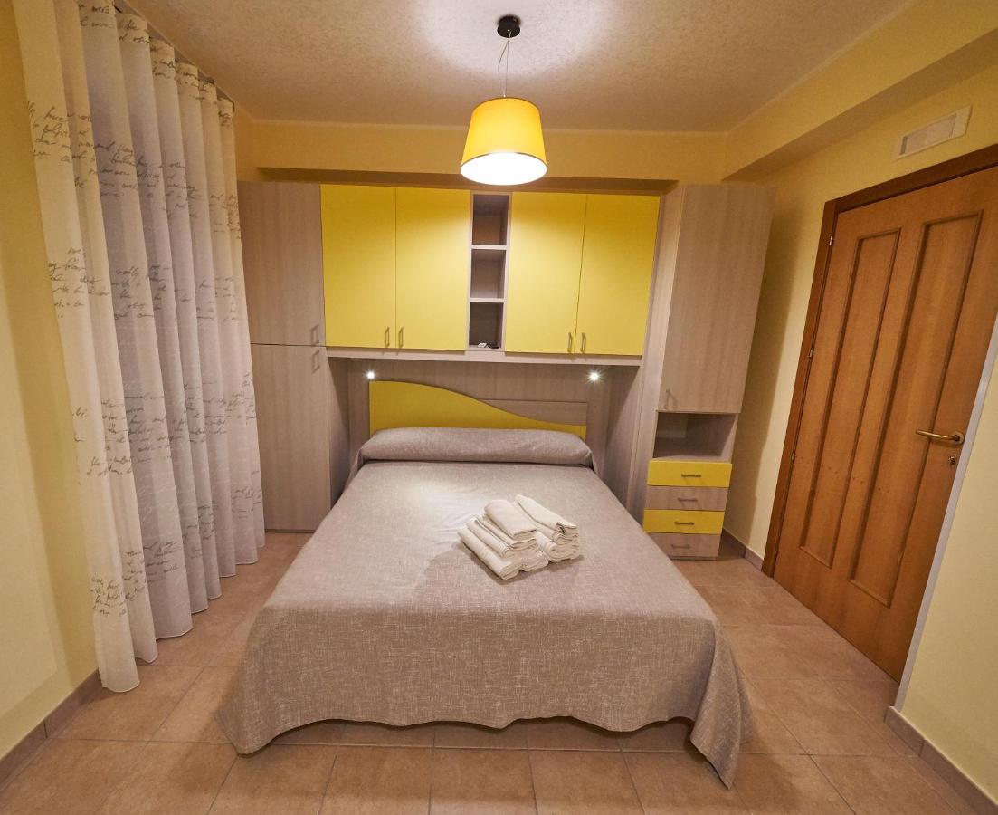 Rossano Stazione B&B Mary Grace מראה חיצוני תמונה