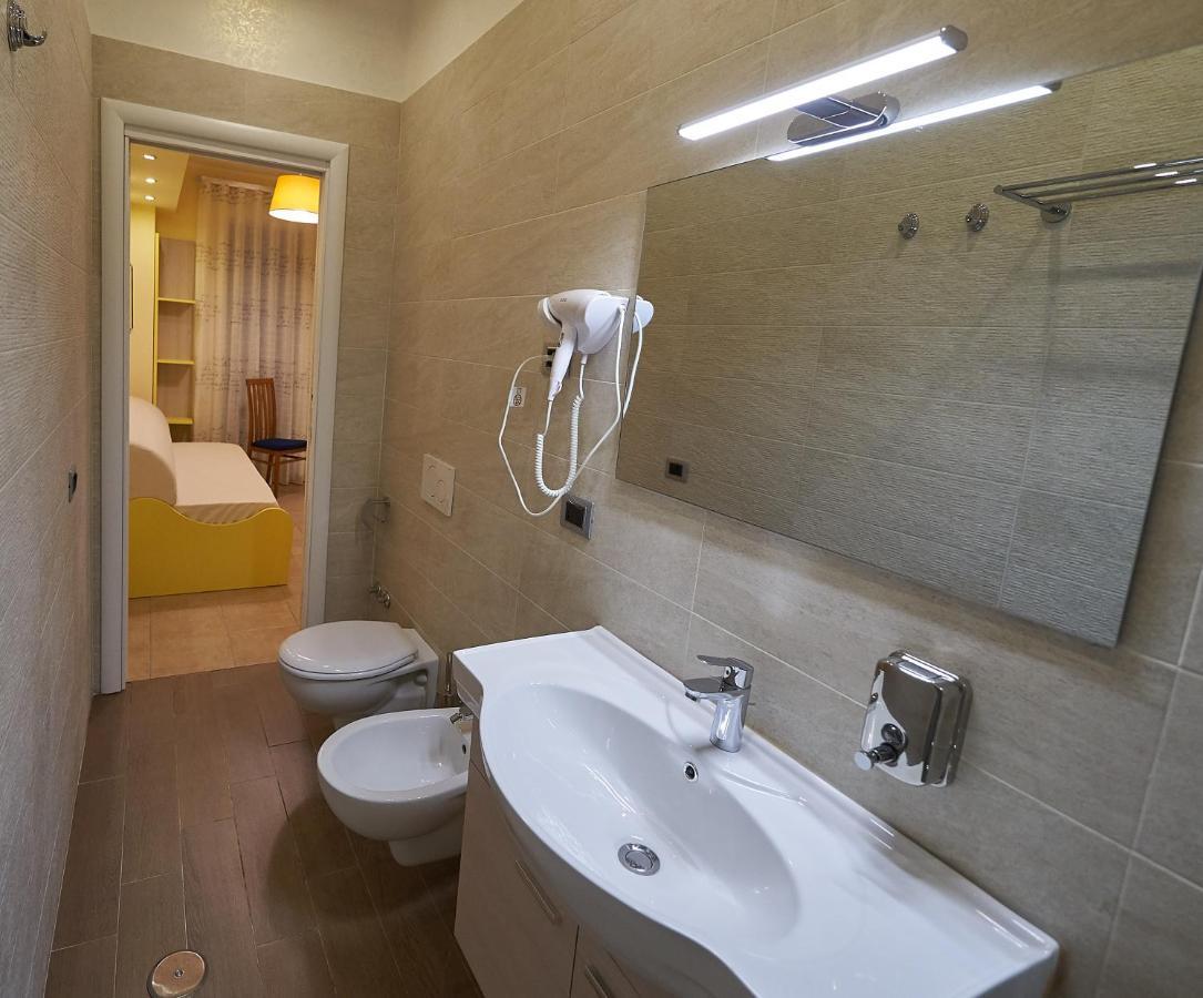Rossano Stazione B&B Mary Grace מראה חיצוני תמונה