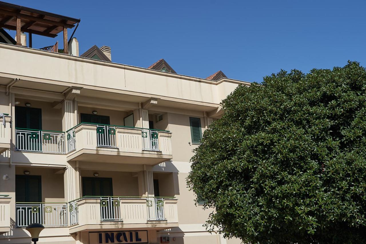 Rossano Stazione B&B Mary Grace מראה חיצוני תמונה