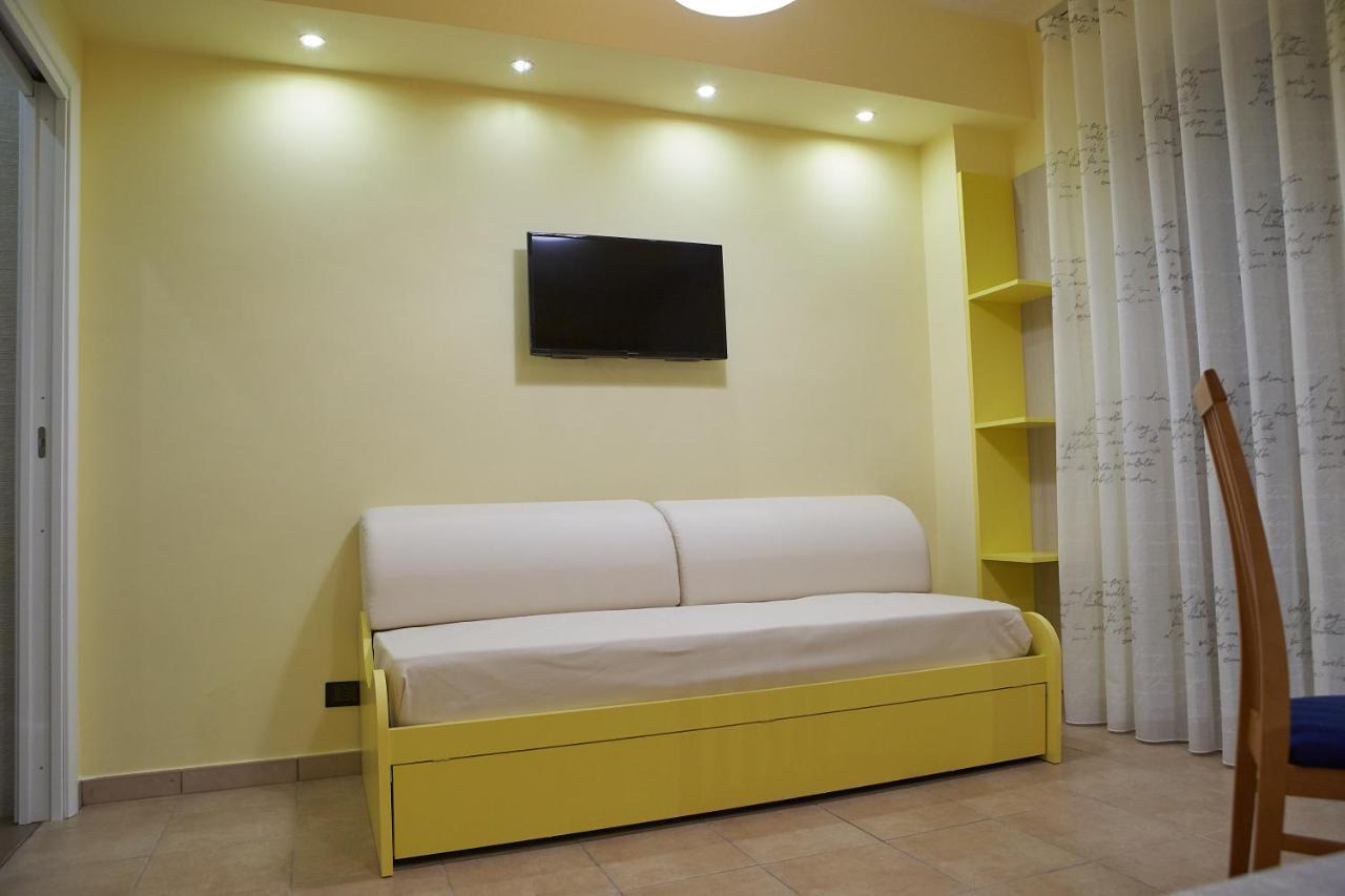 Rossano Stazione B&B Mary Grace מראה חיצוני תמונה