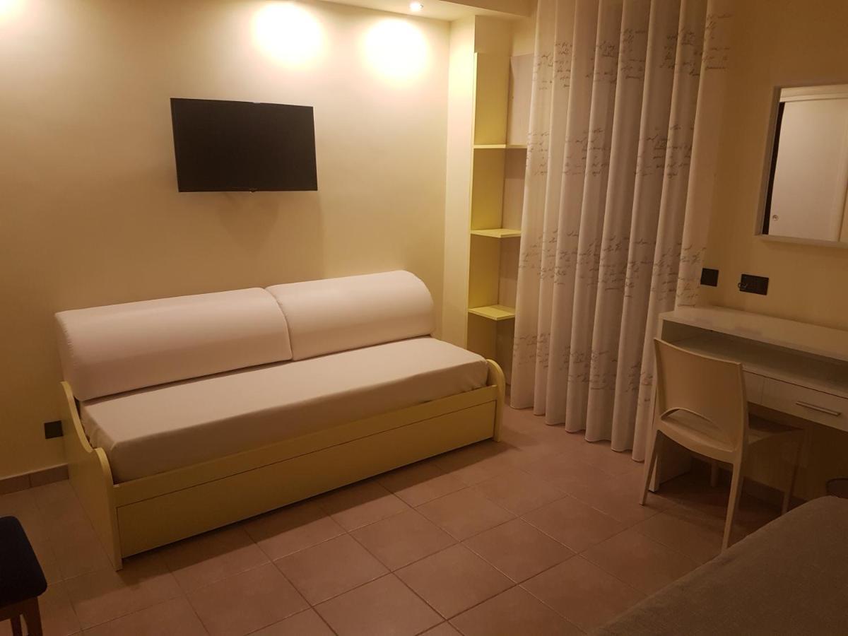 Rossano Stazione B&B Mary Grace מראה חיצוני תמונה